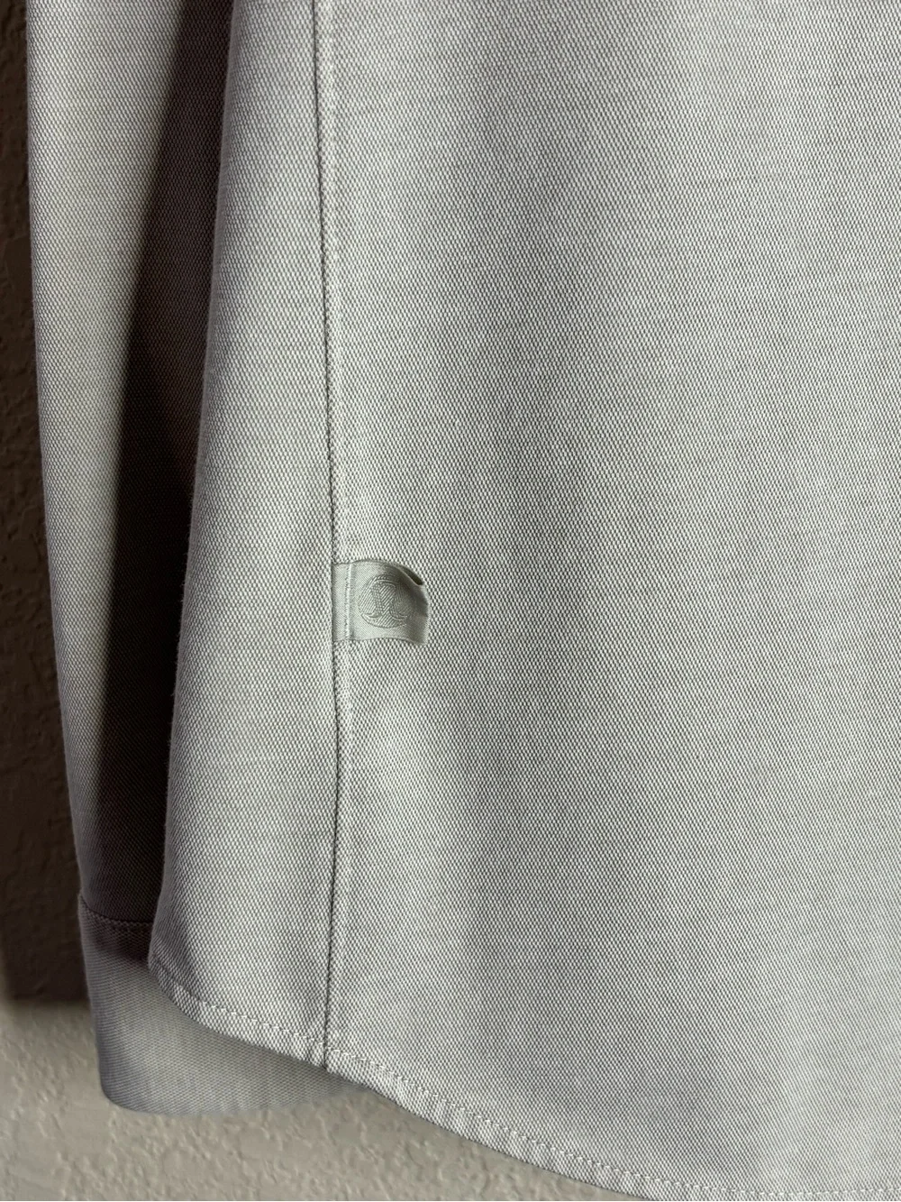 Lululemon Commission long sleeve button up shirt size medium